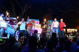 Presidente Carlos Soto felicitó al personal de Dulcería Gaby por su “31 aniversario endulzando vidas”