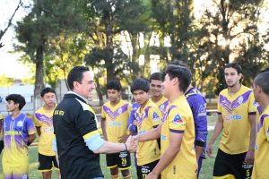 El presidente Carlos Soto estuvo en el entrenamiento del Deportivo Zamora