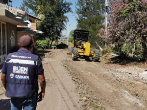 Carlos Soto impulsa el mejoramiento calles