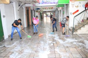 Esta semana concluyó la jornada de limpieza de los mercados municipales