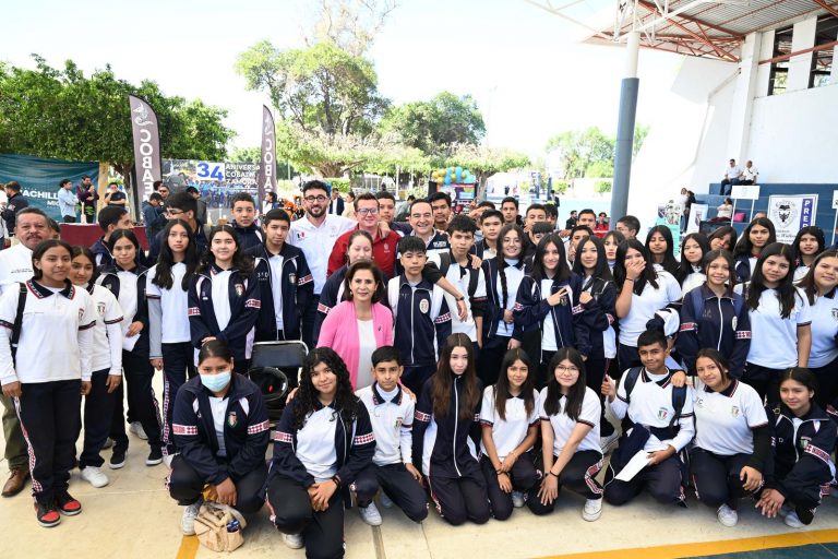 Se llevó a cabo la Expo Prepárate Zamora 2025 para jóvenes de secundaria