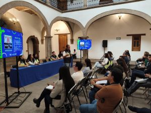 Funcionarios y estudiantes dialogan sobre movilidad