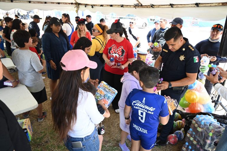 Celebran el Día del Niño con hijos de policías en Zamora