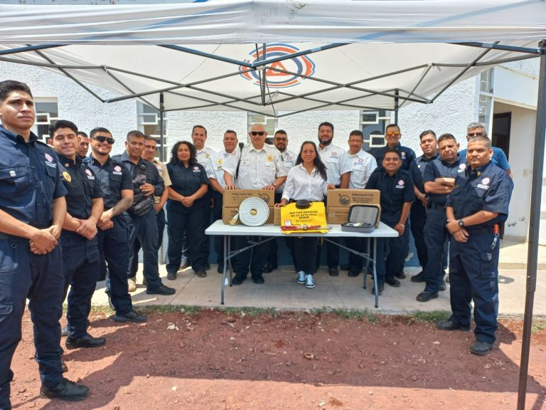 Protección Civil de Zamora Recibe Donación de Equipo para Combate de Incendios