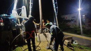SAPAZ restablece servicio de agua potable en Monte Olivo tras intensos trabajos nocturnos