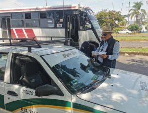 Iniciaron operativos de ordenamiento al transporte público en Zamora