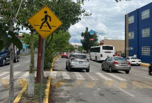 Refuerzan señalización en zonas escolares para mejorar la seguridad vial en Zamora
