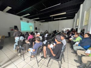 DIF Zamora y Driscoll’s llevan cine comunitario al CEDECO Valencia