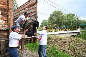 Carlos Soto encabeza faena de limpieza preventiva en el río Duero
