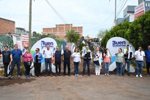 Carlos Soto dio inicio a la obra integral de pavimentación, agua potable y drenaje en Privada Camelinas
