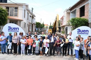 Carlos Soto dio inicio a la obra de pavimentación, agua y drenaje en la calle Amapola de La Rinconada