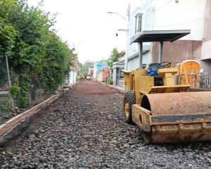 Avanza al 50 por ciento la pavimentación integral de la calle Adolfo López Mateos en Romero de Torres