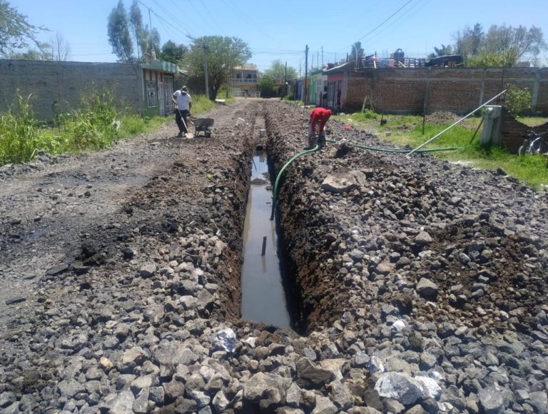 Gobierno local realiza mejoramiento integral de la calle Cerro de La Beatilla, en Valle Dorado