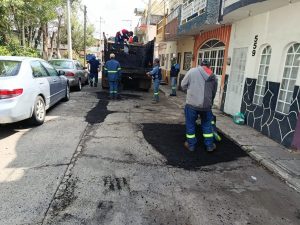 Refuerzan trabajos de bacheo en vialidades de Zamora