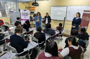 Impartieron charla sobre prevención del embarazo en adolescentes