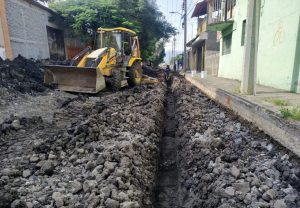 Avanza 25 por ciento la obra de mejoramiento integral en la calle Galicia de La Pradera