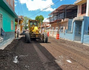 Avanza 70 por ciento el mejoramiento de la calle Vicente Guerrero en Romero de Guzmán