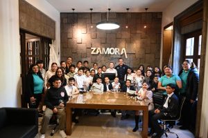 Carlos Soto recibió a escolapios del Colegio Capital