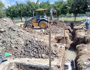 Gobierno local inició construcción de techumbre en la Unidad deportiva “El Chamizal”