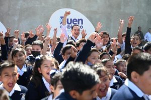 Carlos Soto inauguró barda perimetral en la escuela “Justo Sierra”