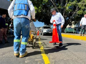 Realizan jornada de limpieza y mejoramiento en la avenida 20 de Noviembre, con el programa de Faenas