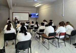 Capacitan a personal del Hospital Santa María y del Centro Penitenciario sobre la NOM-046