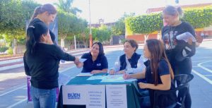 Movilidad Humana acerca sus programas y servicios a la comunidad de La Sauceda