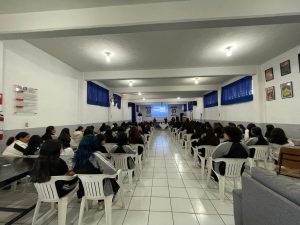 IMM y Centro Libre acercan información sobre derechos de las mujeres a jóvenes del CESZAM