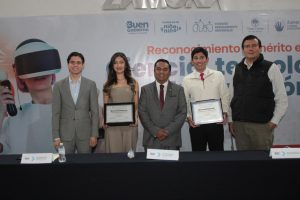 Jóvenes zamoranos reciben el Mérito Municipal en Ciencia, Tecnología e Innovación