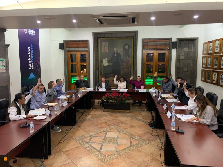 Cabildo avaló procedimiento de ascensos en Seguridad Pública y aprueba jubilación de trabajador municipal